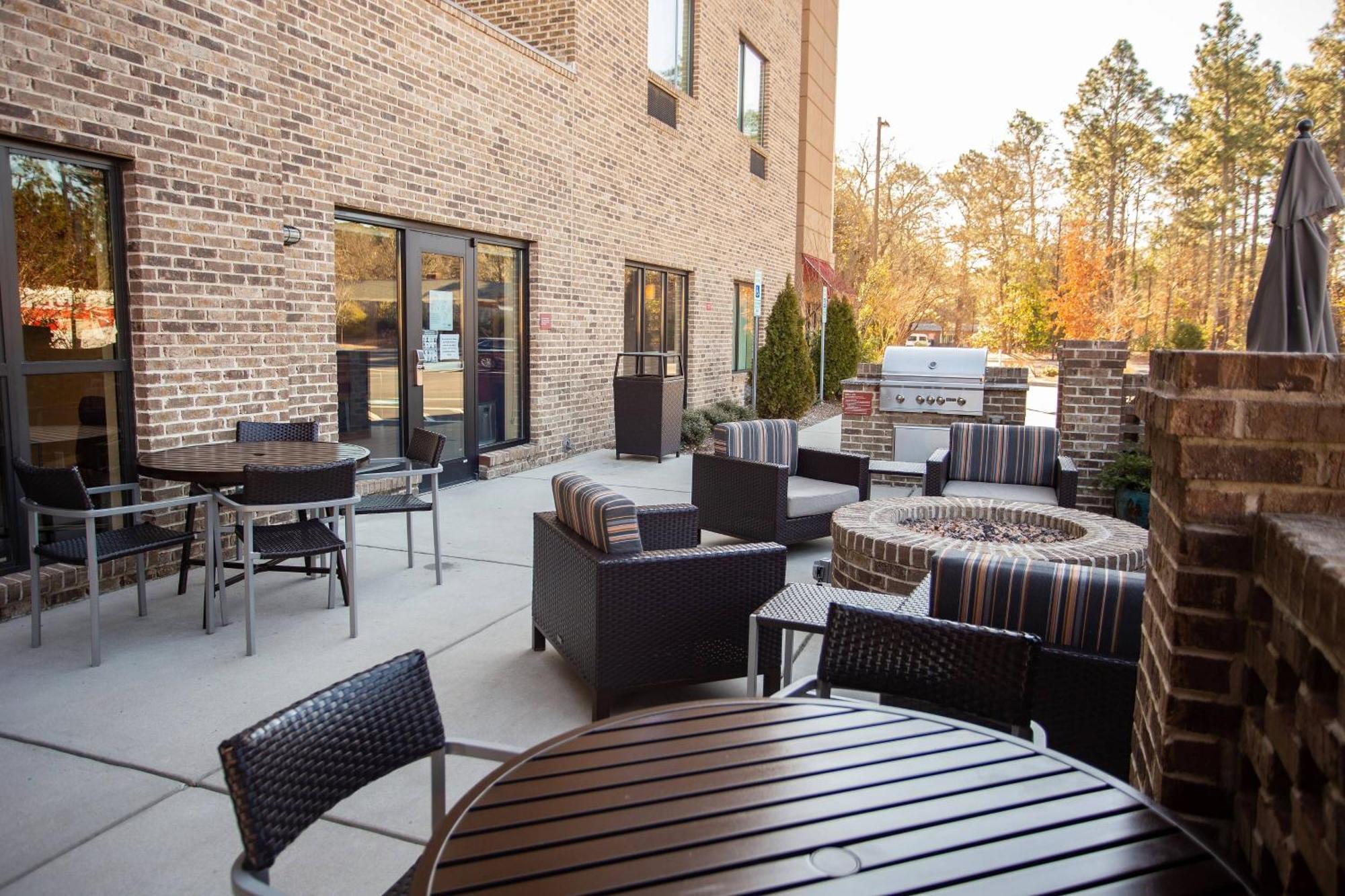 Towneplace Suites By Marriott Southern Pines Aberdeen Exteriör bild